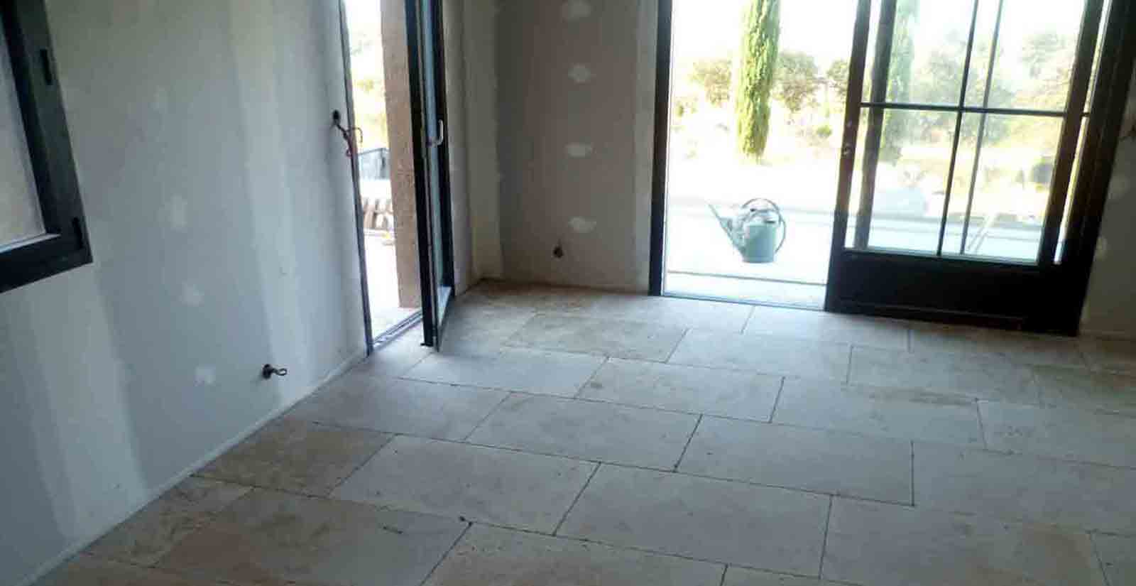Construction mas Bedoin, pose carrelage