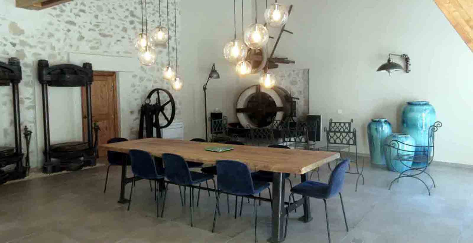 Réhabilitation Mormoiron aménagement salle à manger